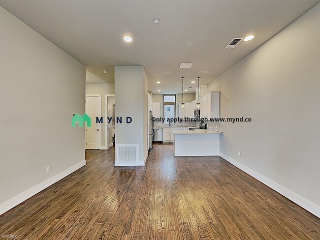 Building Photo - 2511 Vintage Pl Cir