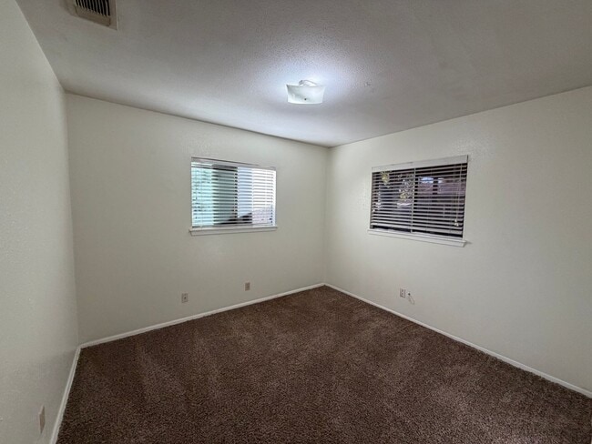 Building Photo - NICE 3 BEDROOM HOME WITH 2 FULL BATHS IN NORTH EAST IND. SCHOOL DISTRICT FEATURING VINYL PLANK "W...