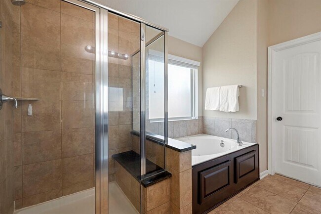 Building Photo - 22407 Emerald Point Ln