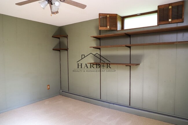 Building Photo - 3504 Ogden Ct NE