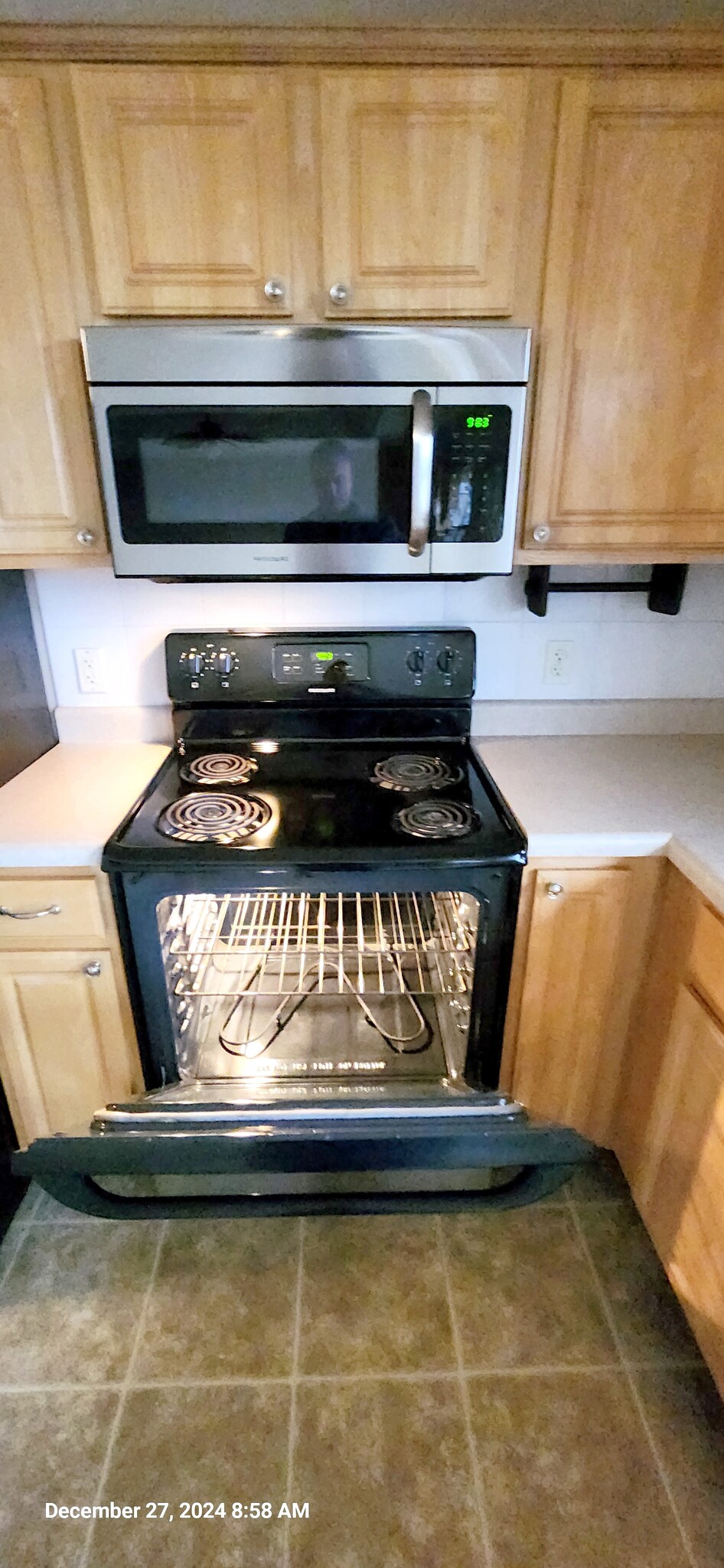 Appliances - 2976 E Morris St