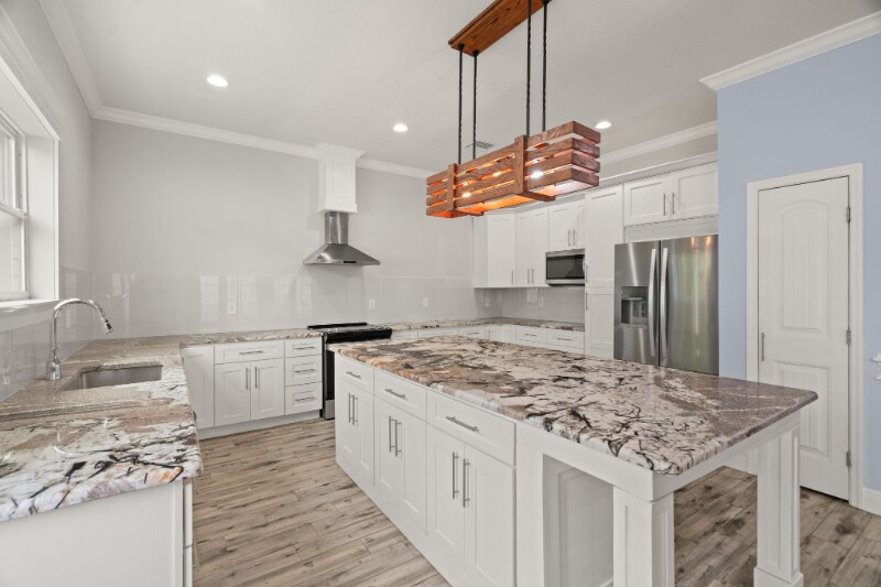 Building Photo - 6016 82nd Terrace N