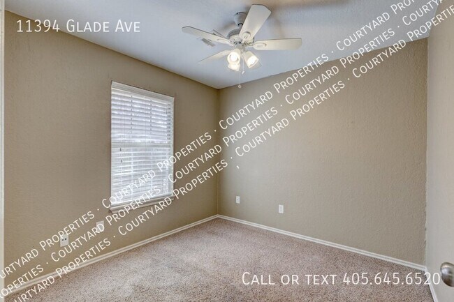 Building Photo - 11394 Glade Ave