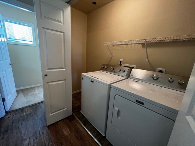 Building Photo - Dupont 3 bedroom Home for Rent