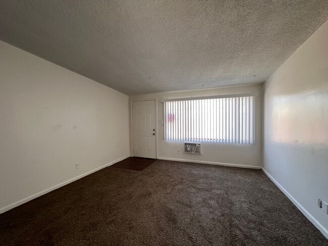 Building Photo - 608 E Fredricks St
