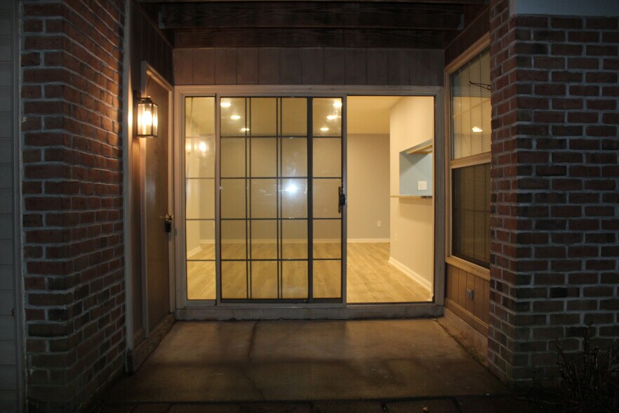 Patio - 3400 Tulleys Pointe Ct
