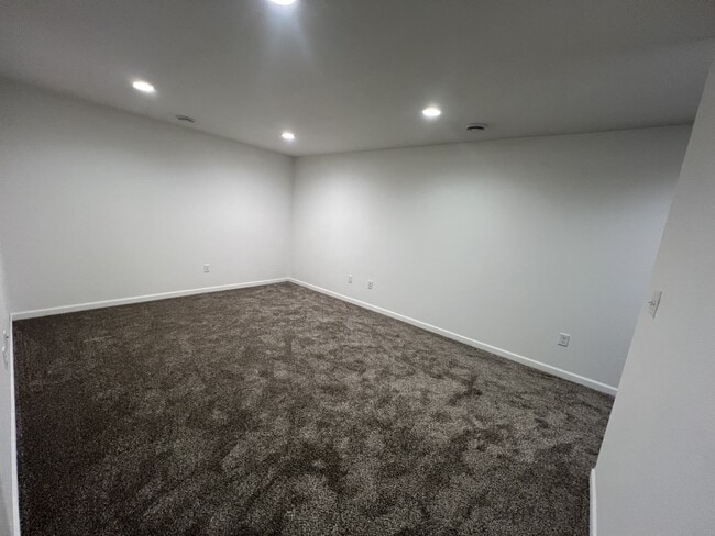 Building Photo - 5878 36th St S