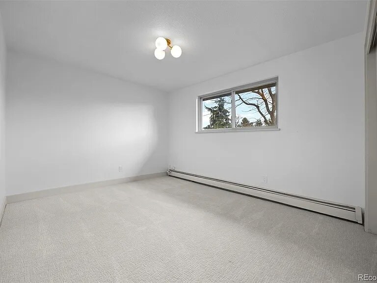 Building Photo - 1000 Zang St