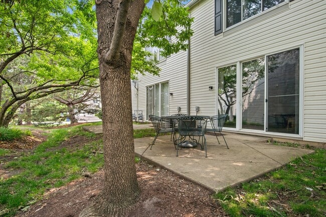Building Photo - 2518 Arcadia Cir