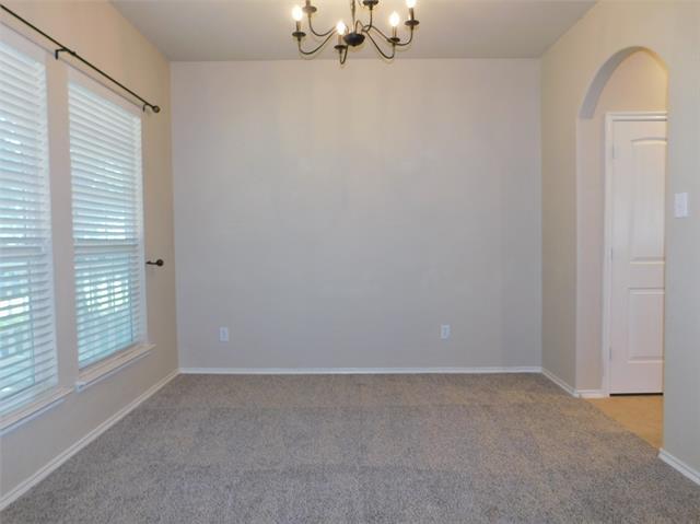 Building Photo - 835 Post Oak Pl