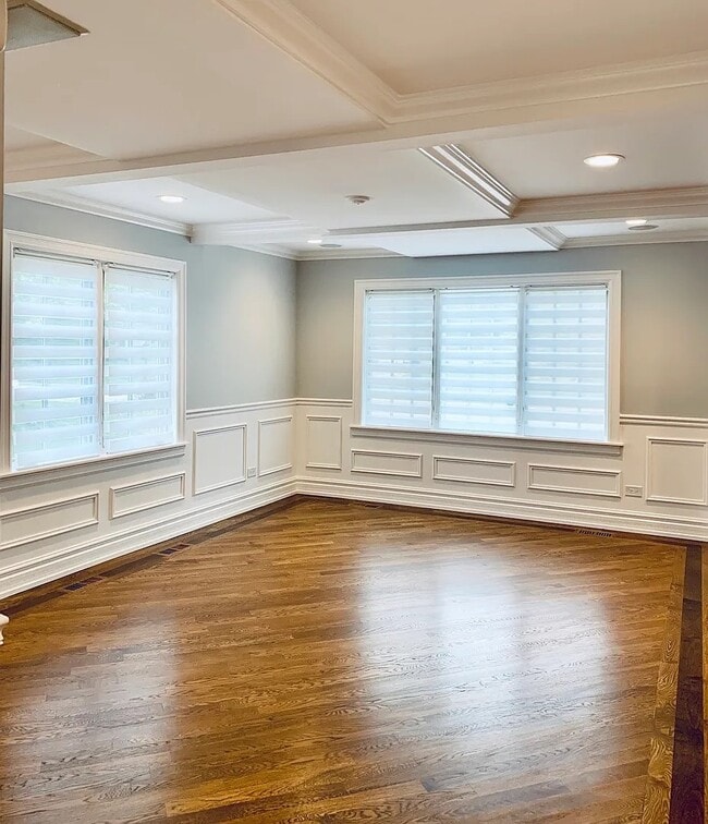 Building Photo - 131 Montgomery Ln