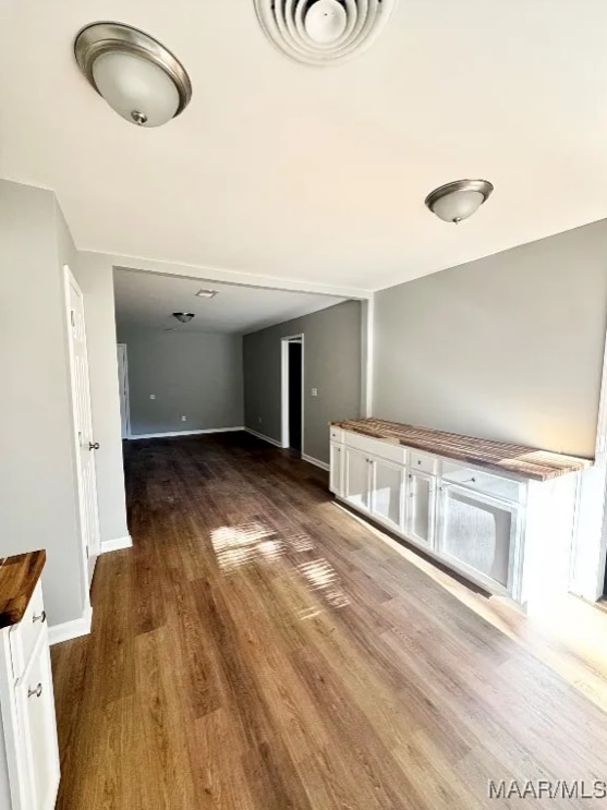 Building Photo - 1206 Woodbridge Dr