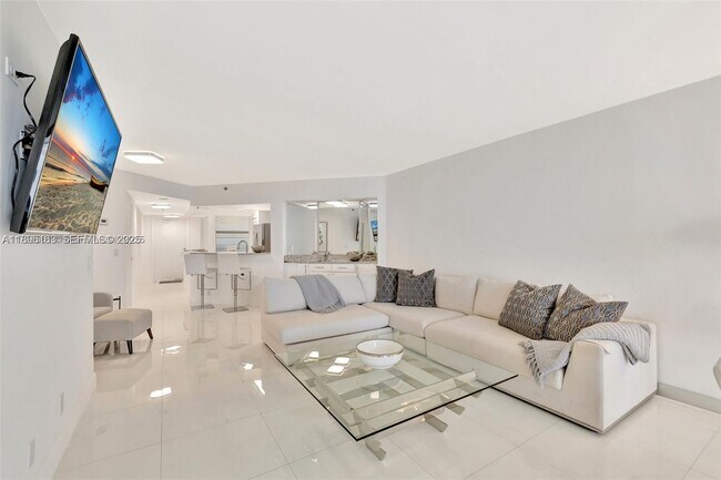 Building Photo - 9650 S Ocean Dr