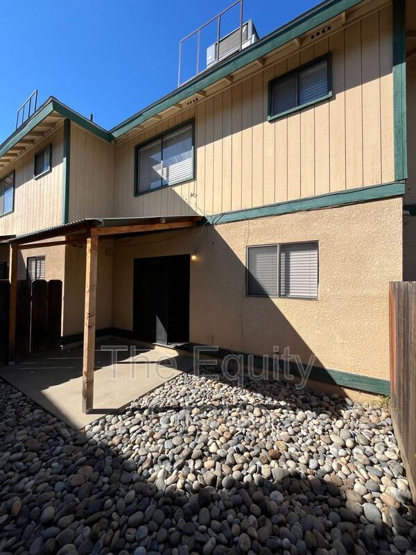 Building Photo - 351-360 N Capitola Ct