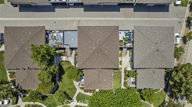 Building Photo - 28121 Robin Ave