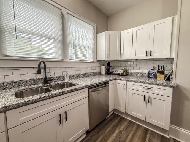 Building Photo - 216 E Horah St