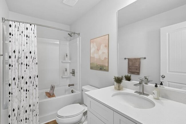 Building Photo - 1575 Cedars Rd