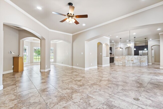 Building Photo - 8210 Roy Ln