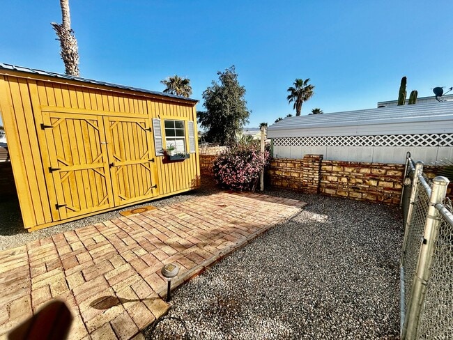 Building Photo - Charming 3-Bedroom, 2-Bath Home in Fortuna Foothills