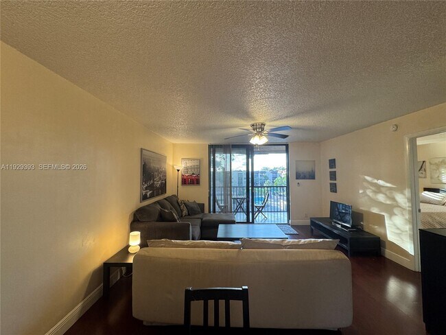 Building Photo - 10451 W Broward Blvd