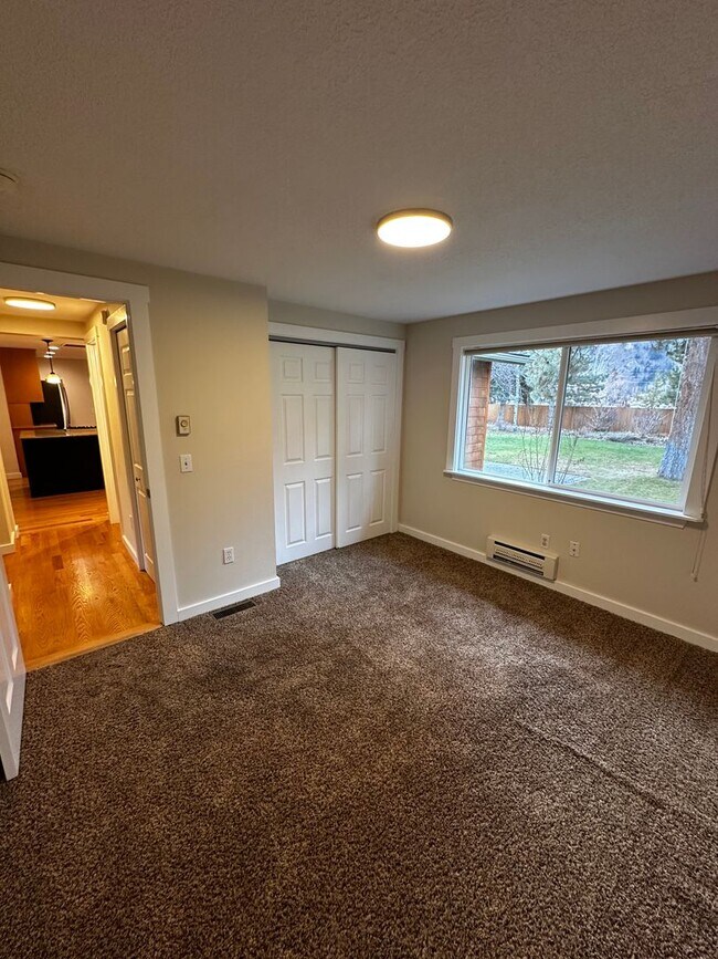 Building Photo - 4 Bed, 3 Bath Home in Hailey, Idaho with Beautiful Mountain Views