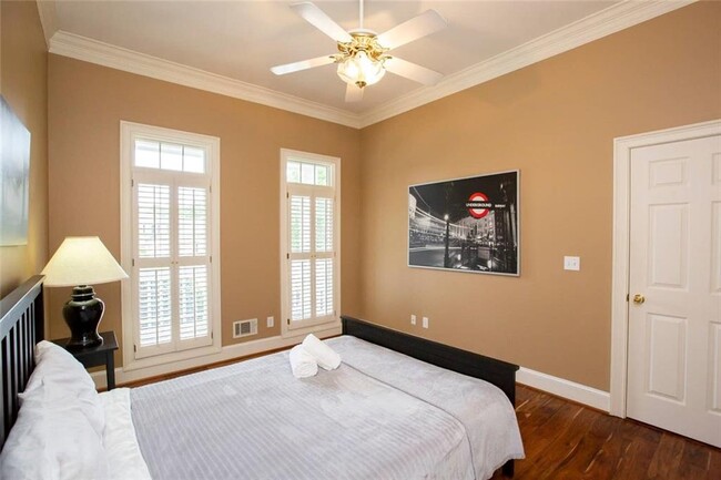 Building Photo - 2531 Old Salem Cir SE