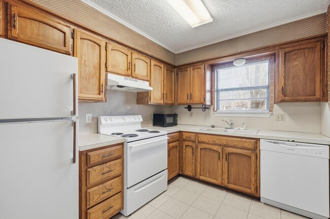 Building Photo - 246 Washington Blvd