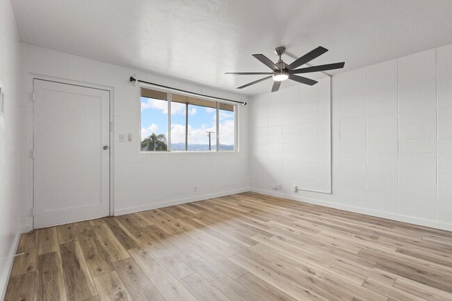Building Photo - Freshly Remodeled Waipahu Condo | Pearl Harbor Views