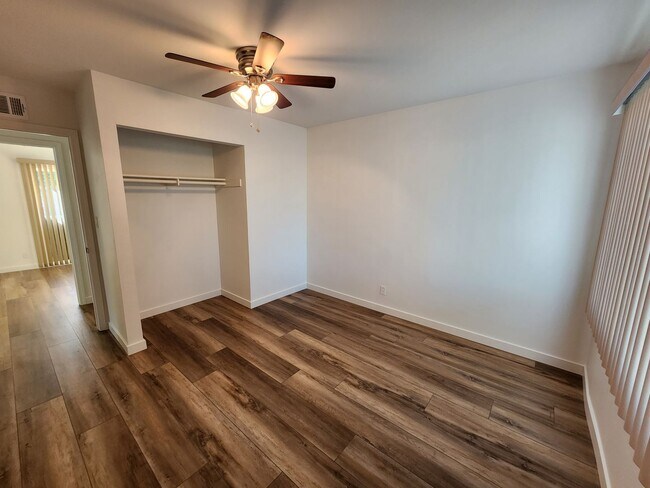 Building Photo - 8042 Taylor Dr