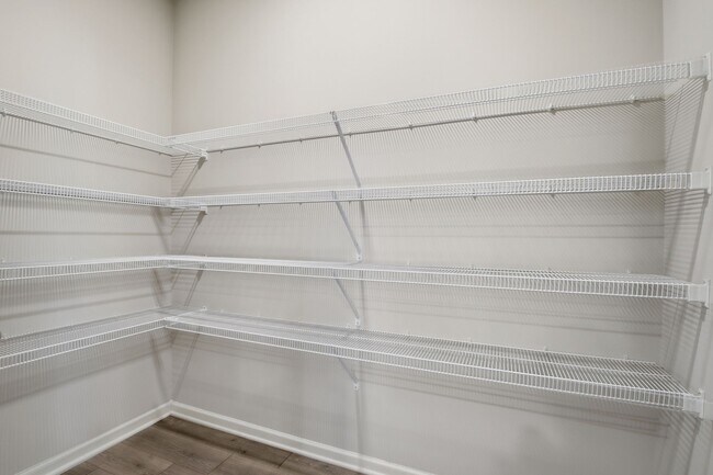 Building Photo - 3725 Hoggett Ford Rd