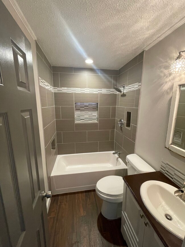 Building Photo - 7303 Carol Dr