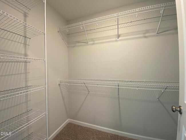 Building Photo - 17 Red Crabapple Ct