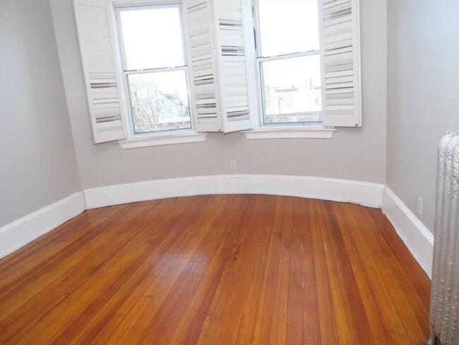 Building Photo - 16 Chestnut Hill Ave