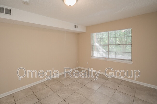 Building Photo - 3314 Warringwood Dr