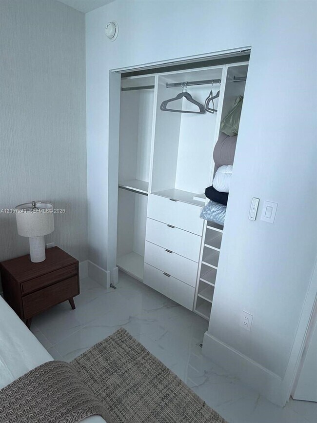 Building Photo - 250 Sunny Isles Blvd