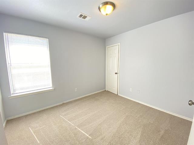 Building Photo - 4150 Briar Hill Dr