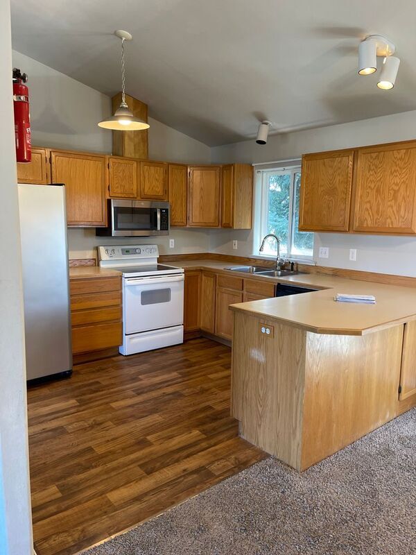 Building Photo - 625 S 41st Pl