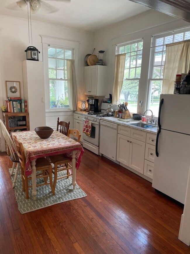 Building Photo - 1929-31 Carrollton Ave