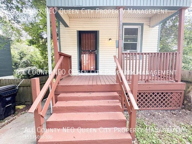 Building Photo - 1813 Carll St