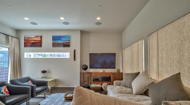 Building Photo - 5205 Capitol Ave