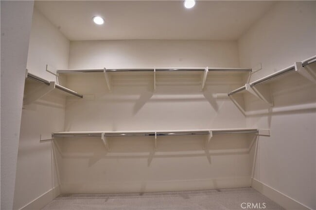 Building Photo - 6544 Canyon Oaks Dr