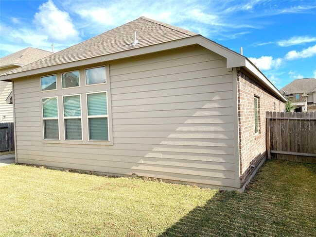 Building Photo - 1610 Nacogdoches Valley Dr