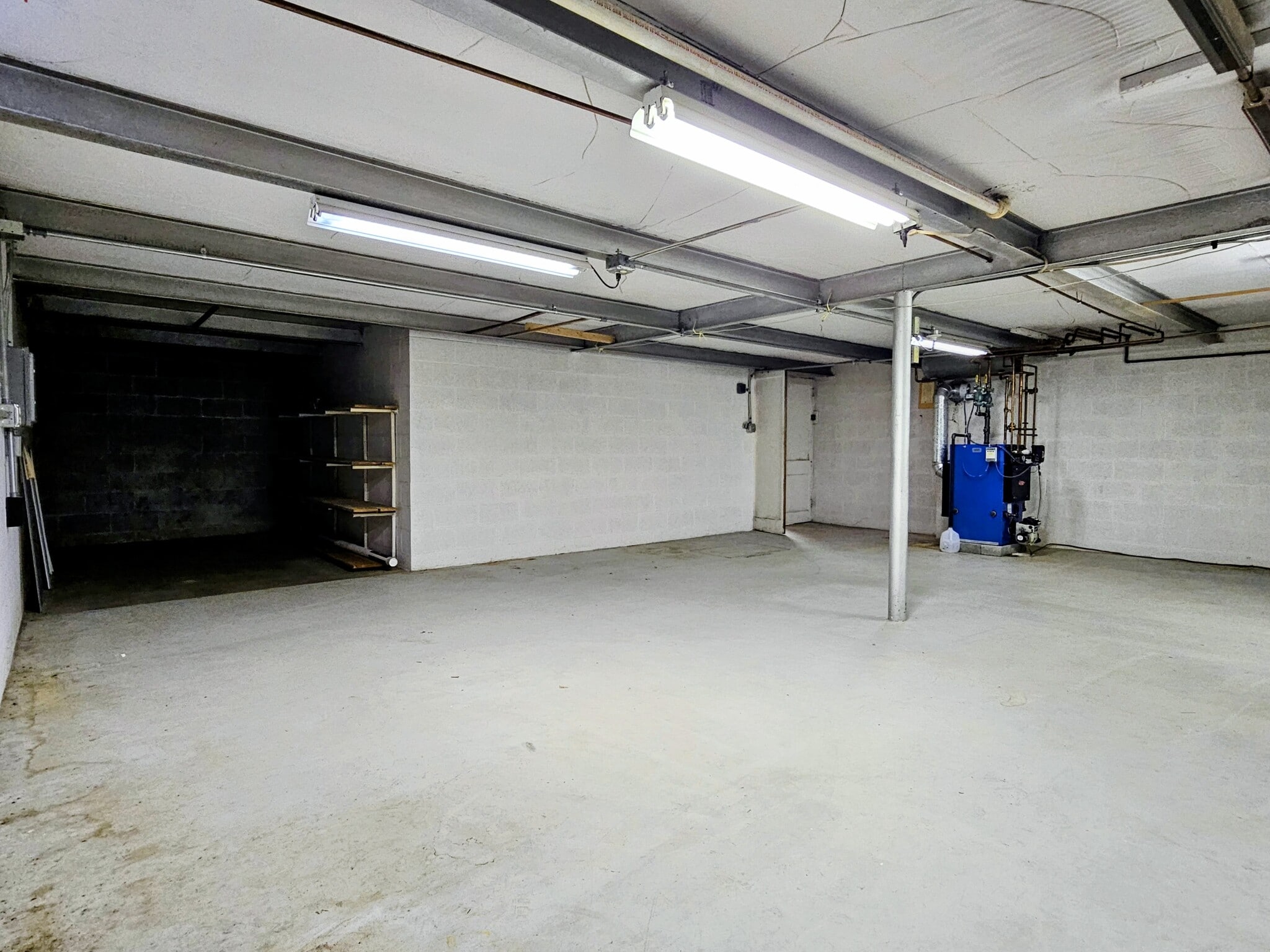 Building Photo - 3 Hillcrest Ave