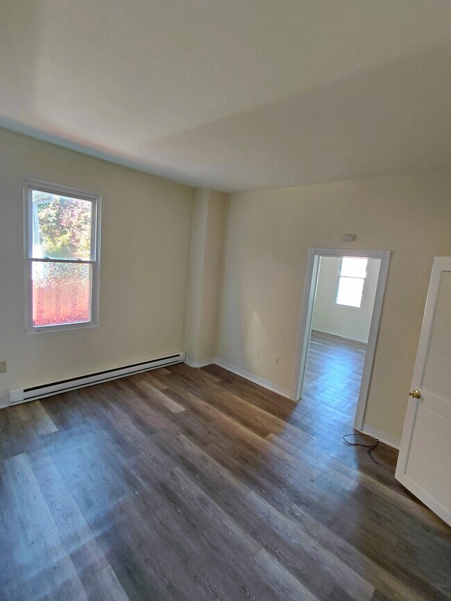 Building Photo - 834 W Wilkes Barre St