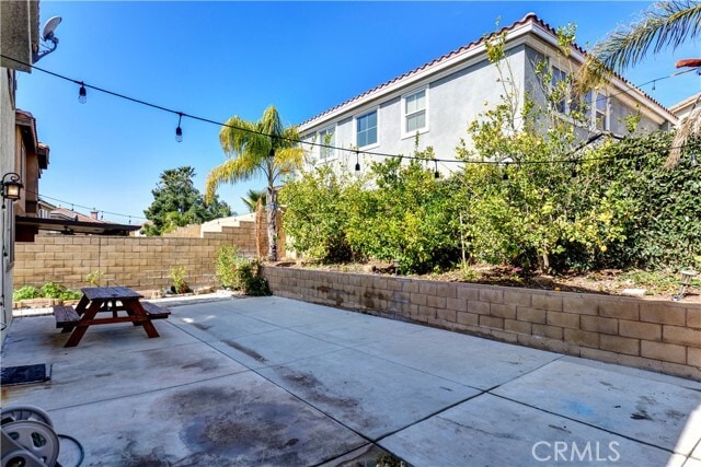 Building Photo - 16442 El Revino Dr