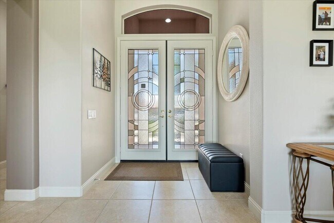 Building Photo - 39305 Fernwood Glen Ct
