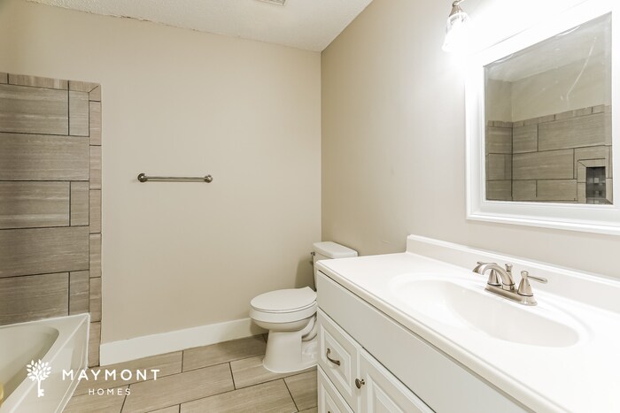 Building Photo - 5553 San Marcos Dr