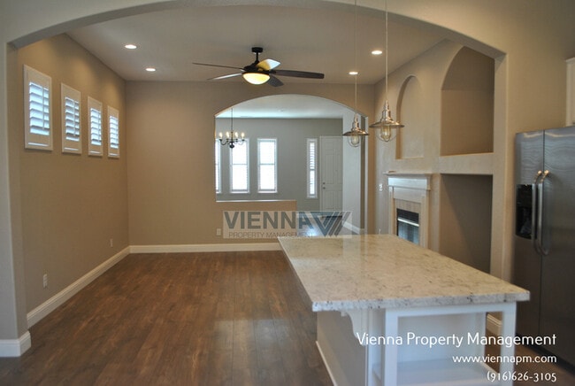 Building Photo - Gorgeous Rocklin Home in a great location