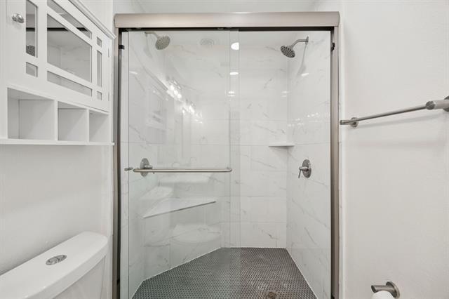 Building Photo - 9670 Lynbrook Dr