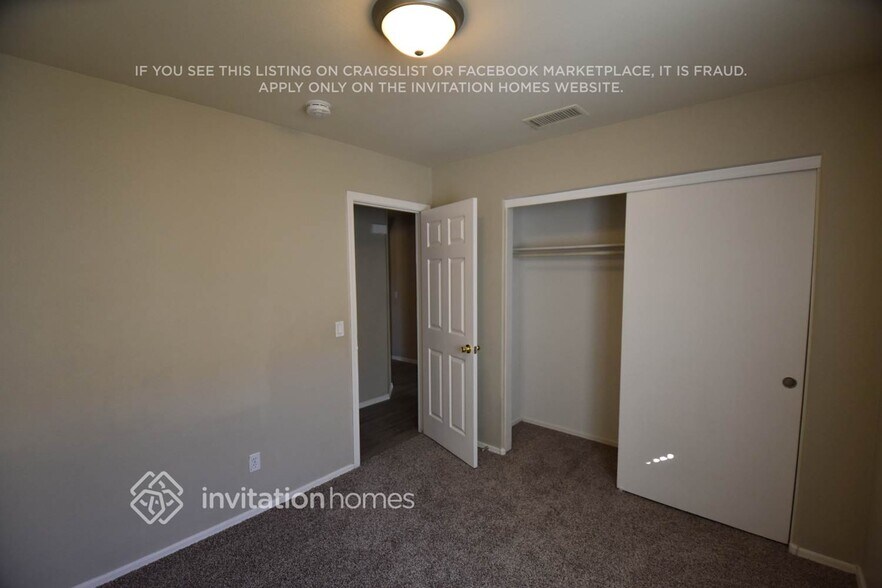 Building Photo - 2046 N 90th Ln
